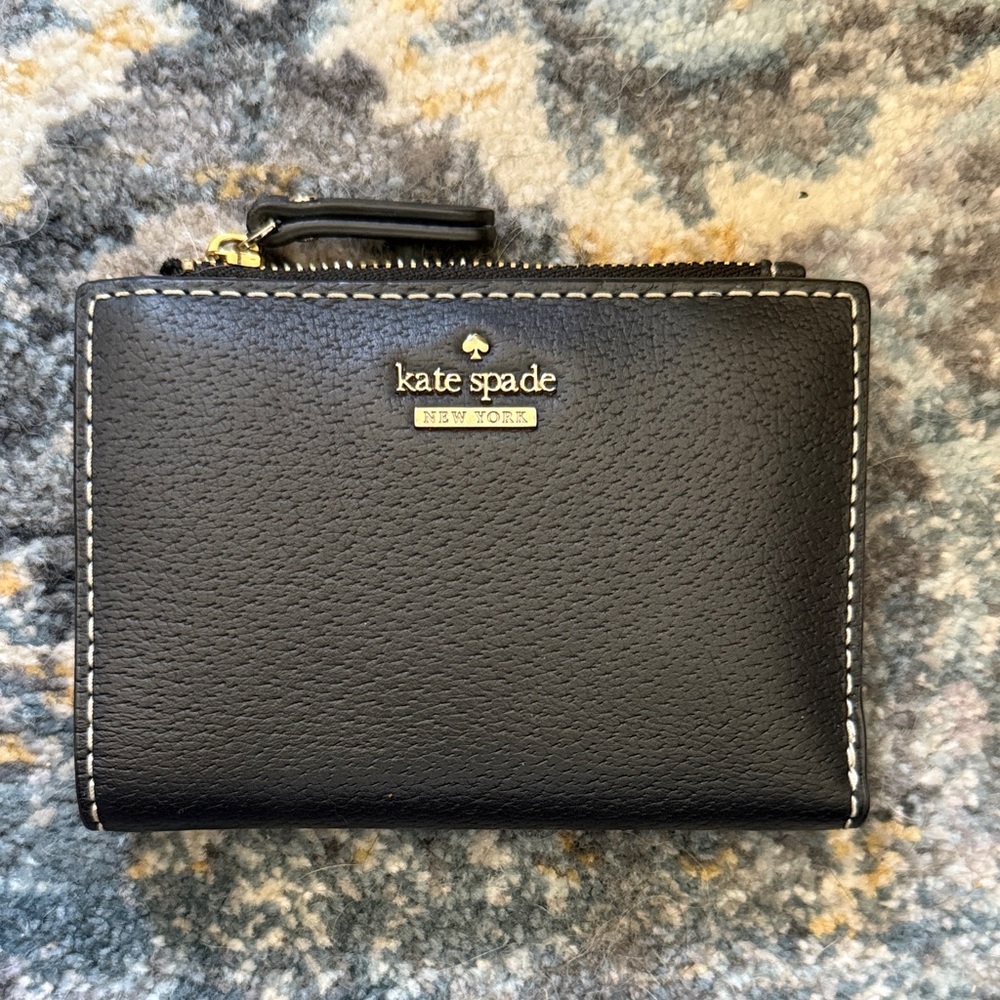 Kate Spade Black Leather Zip Wallet